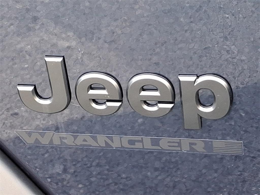 new 2025 Jeep Wrangler car, priced at $45,396