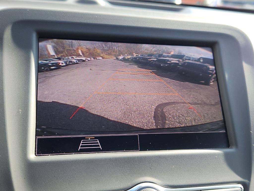 used 2022 Chevrolet Equinox car, priced at $22,932