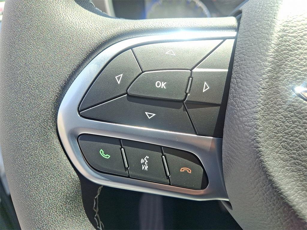 new 2025 Chrysler Pacifica car, priced at $41,037