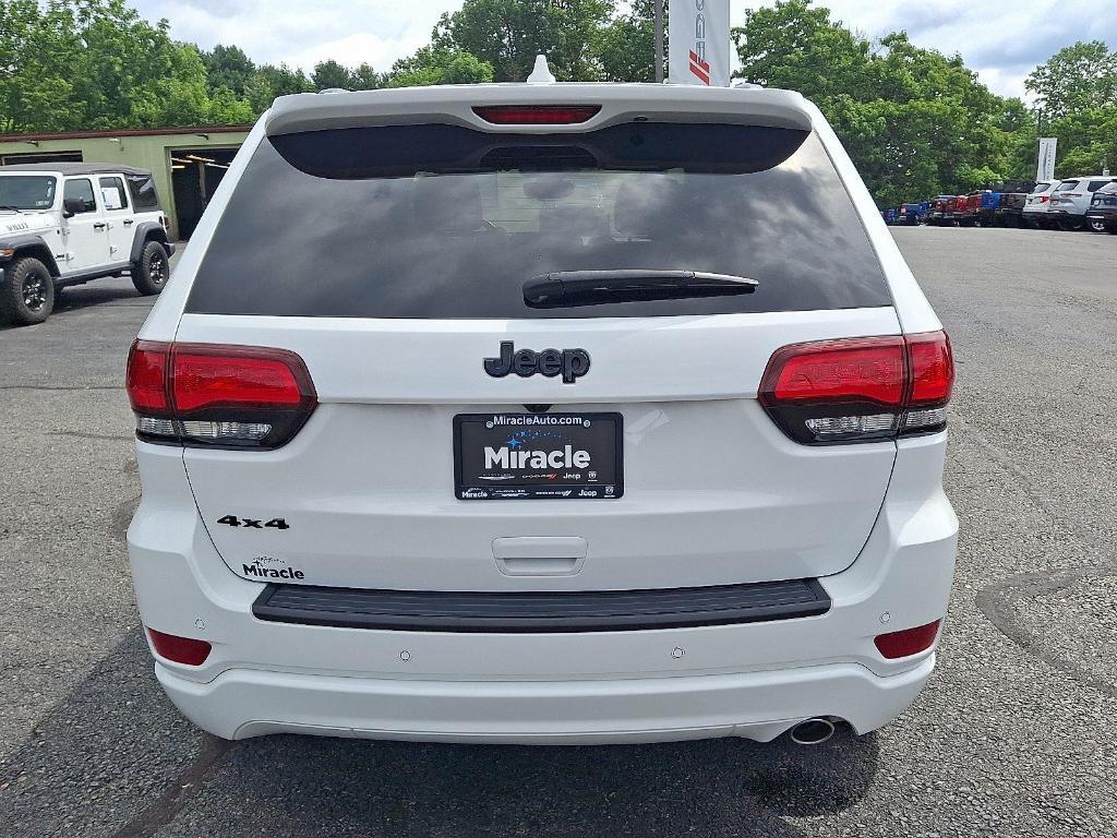 used 2022 Jeep Grand Cherokee WK car, priced at $28,479