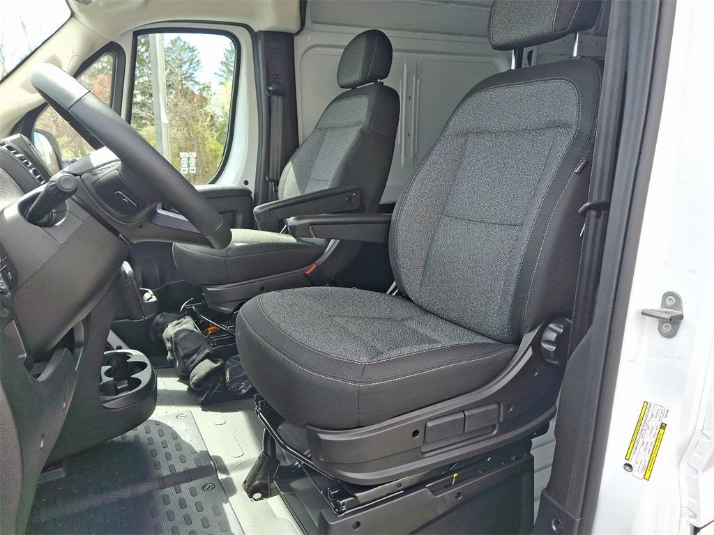 new 2025 Ram ProMaster 2500 car, priced at $52,874