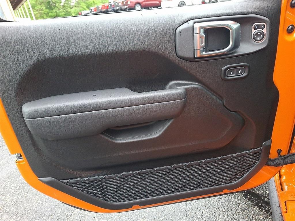 new 2025 Jeep Wrangler car, priced at $49,150