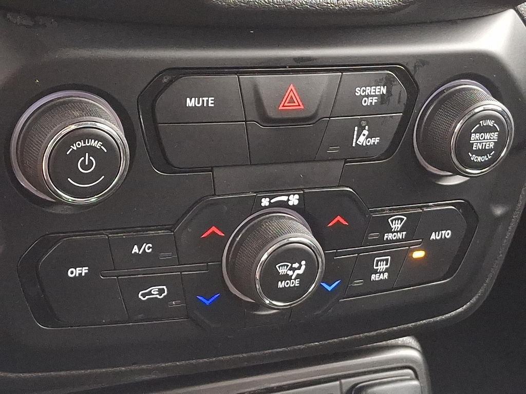 used 2021 Jeep Renegade car, priced at $15,894