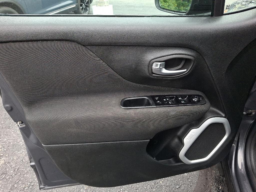 used 2021 Jeep Renegade car, priced at $15,894