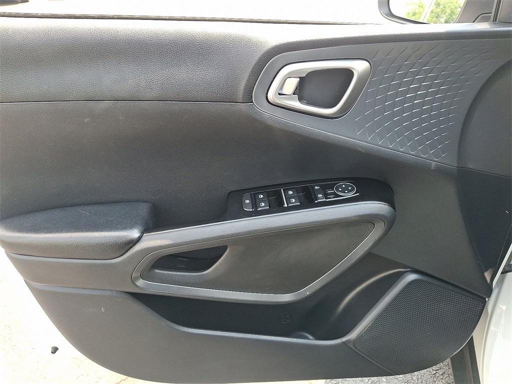 used 2021 Kia Soul car, priced at $13,888