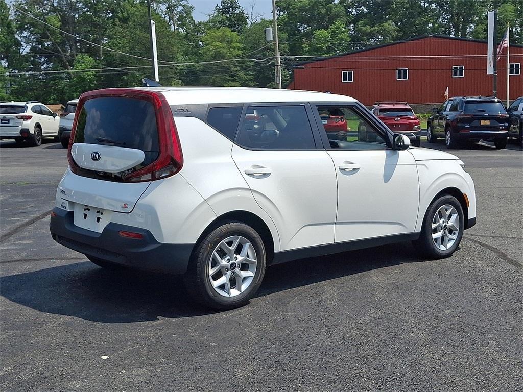 used 2021 Kia Soul car, priced at $13,888