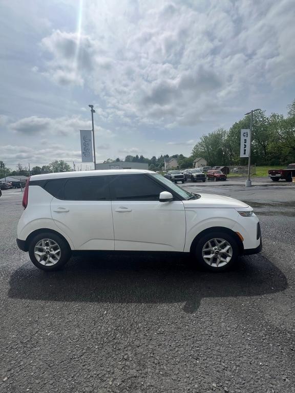 used 2021 Kia Soul car, priced at $14,495