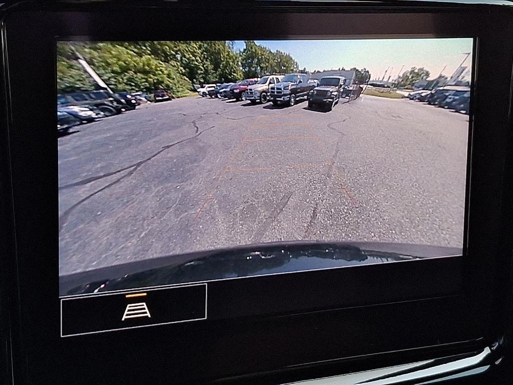 used 2023 Chevrolet Traverse car, priced at $28,995