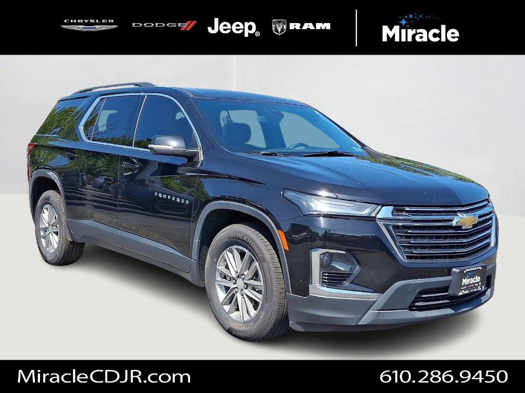 used 2023 Chevrolet Traverse car, priced at $31,077