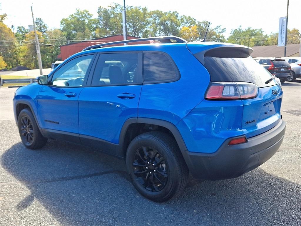 used 2023 Jeep Cherokee car, priced at $23,895