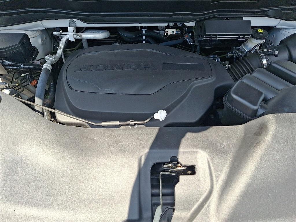 used 2022 Honda Pilot car, priced at $32,855