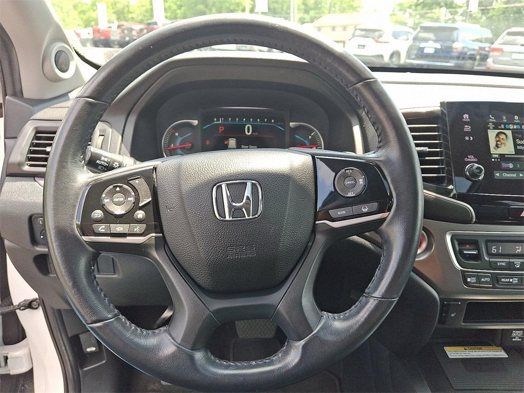 used 2022 Honda Pilot car, priced at $32,395