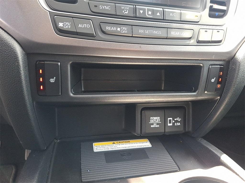used 2022 Honda Pilot car, priced at $32,855