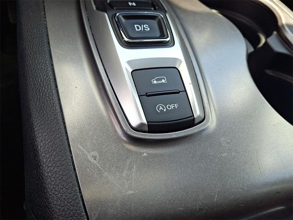 used 2022 Honda Pilot car, priced at $32,855