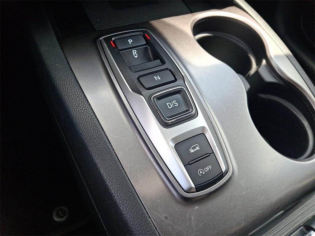 used 2022 Honda Pilot car, priced at $32,395