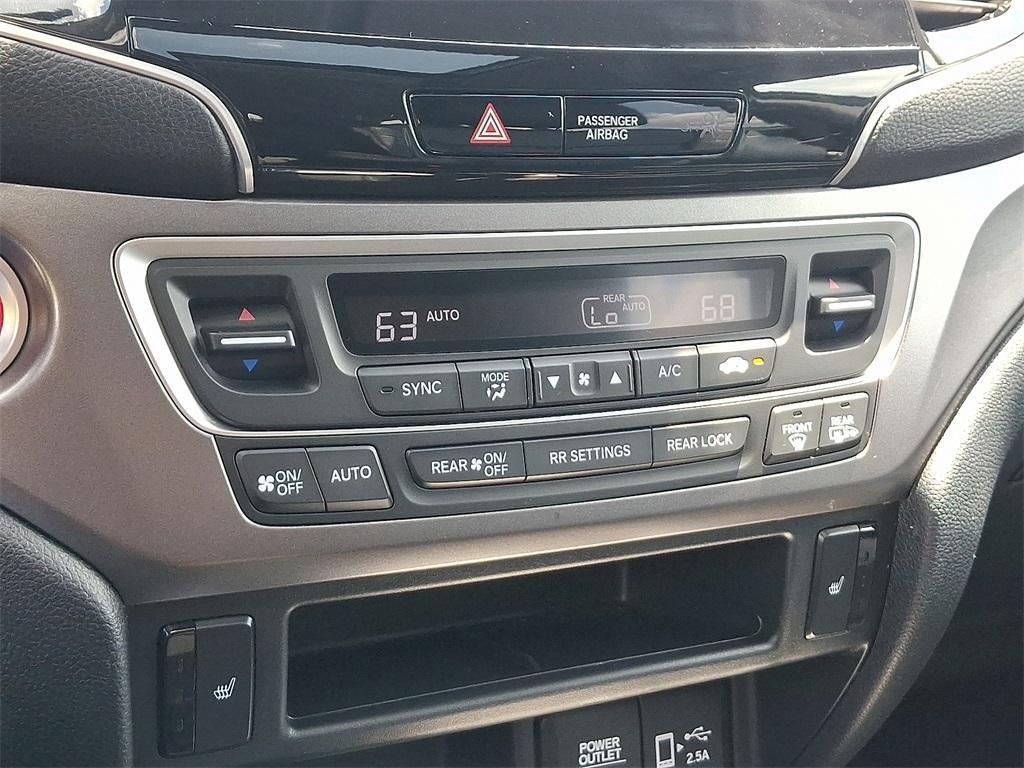 used 2022 Honda Pilot car, priced at $32,395
