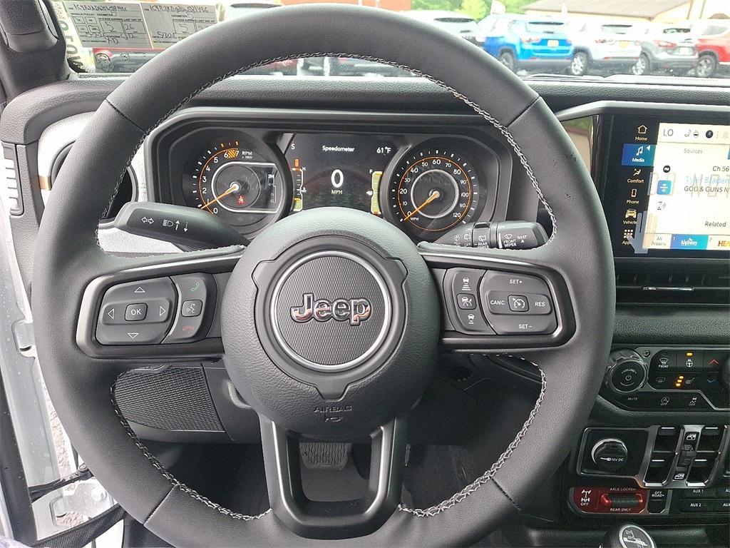 new 2025 Jeep Wrangler car, priced at $52,390