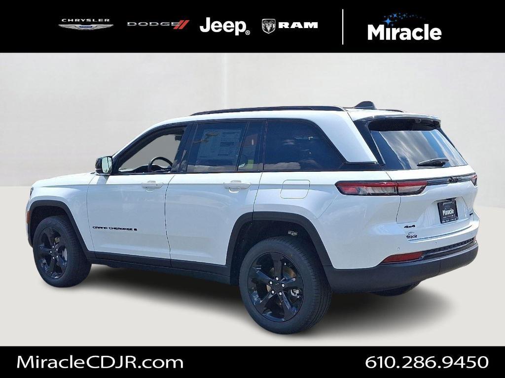 new 2025 Jeep Grand Cherokee car, priced at $50,808