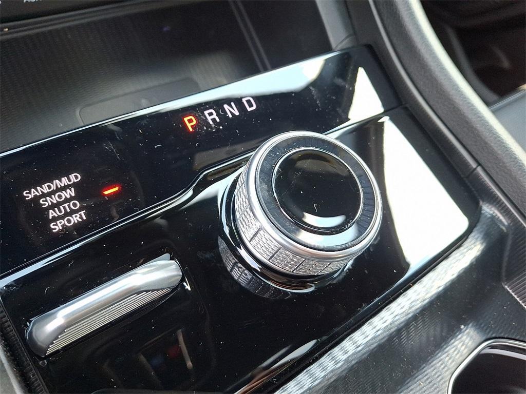 new 2025 Jeep Grand Cherokee car, priced at $47,944