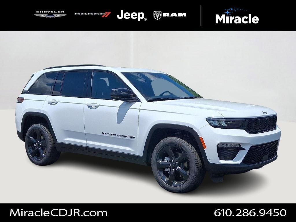 new 2025 Jeep Grand Cherokee car, priced at $50,808