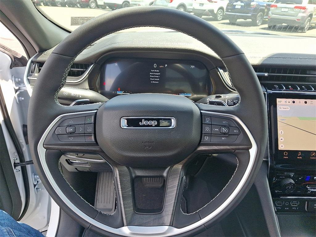 new 2025 Jeep Grand Cherokee car, priced at $47,944