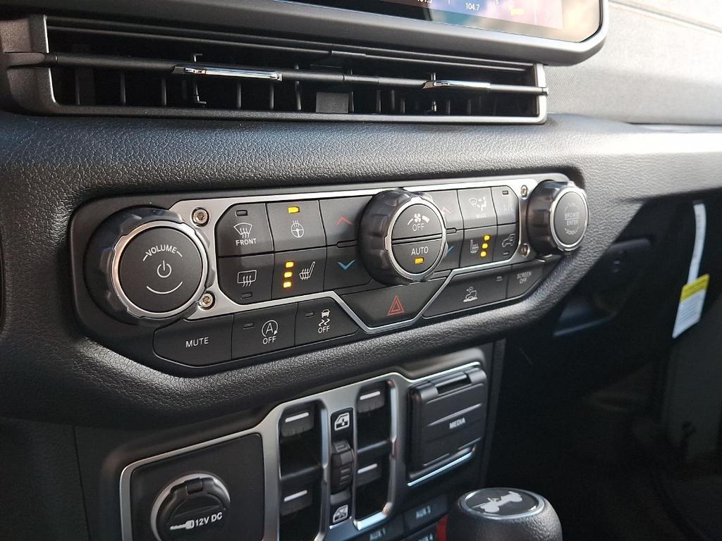 new 2026 Jeep Wrangler car, priced at $55,700