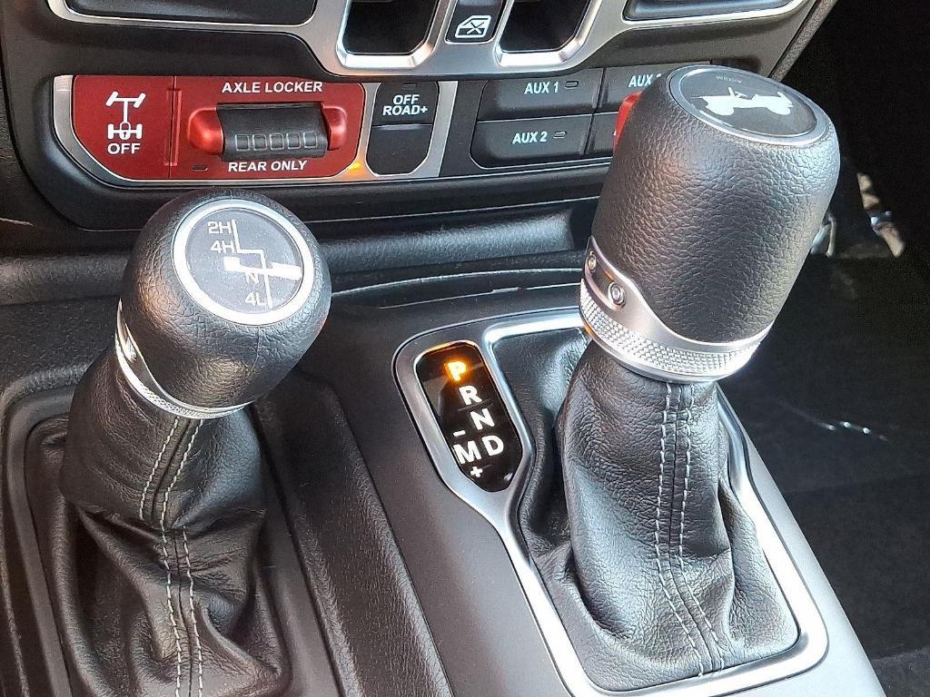 new 2025 Jeep Wrangler car, priced at $53,852
