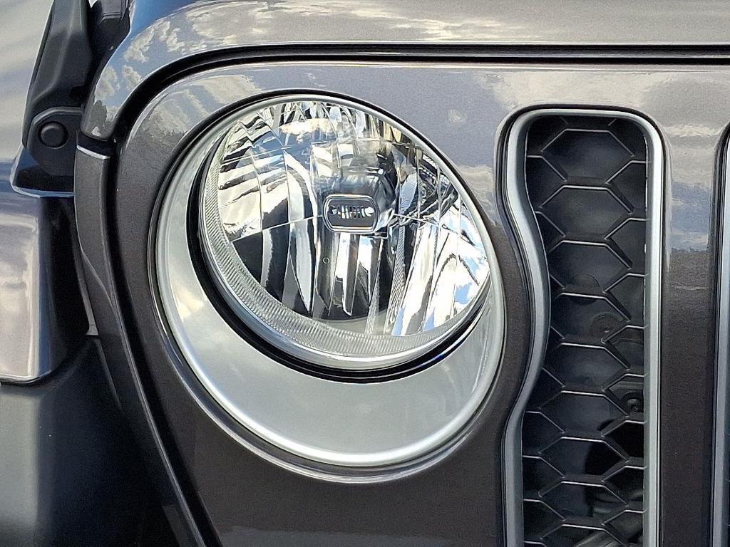 used 2022 Jeep Gladiator car, priced at $34,798
