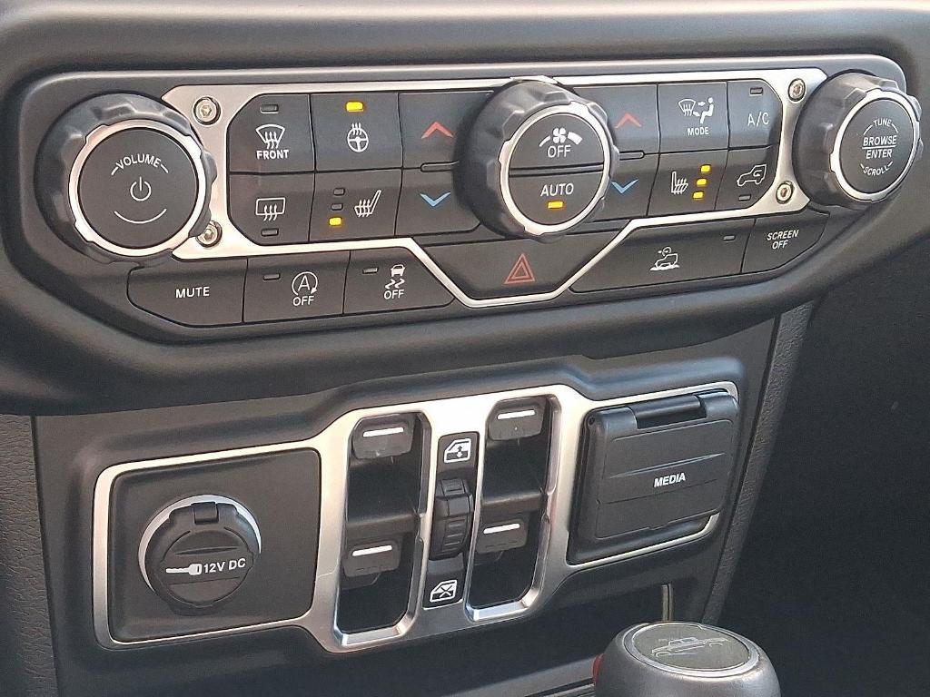 used 2022 Jeep Gladiator car, priced at $34,798