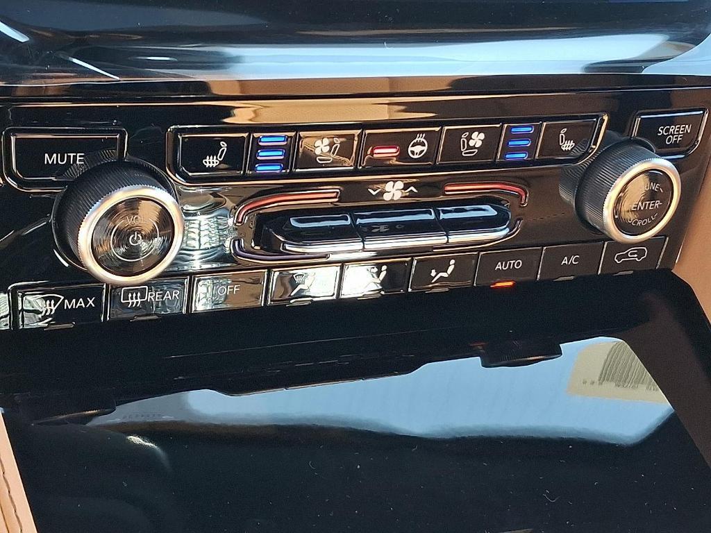 new 2025 Jeep Grand Cherokee car, priced at $61,197