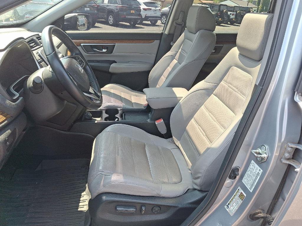 used 2017 Honda CR-V car, priced at $18,995