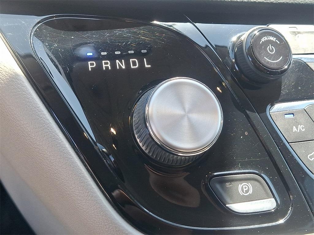 used 2022 Chrysler Pacifica car, priced at $23,995