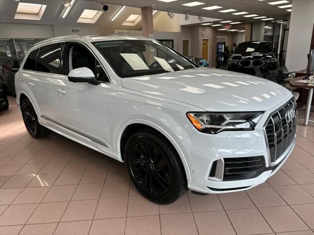 used 2022 Audi Q7 car, priced at $26,700