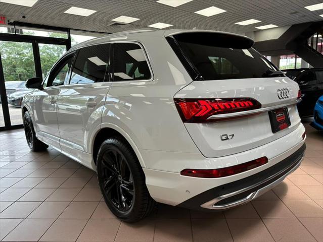 used 2022 Audi Q7 car, priced at $29,800