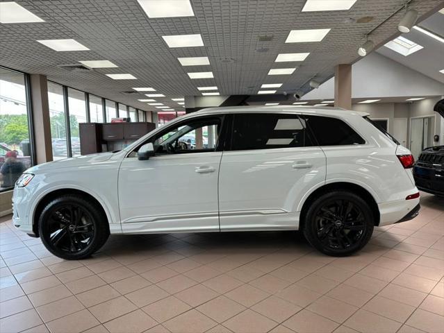 used 2022 Audi Q7 car, priced at $26,700