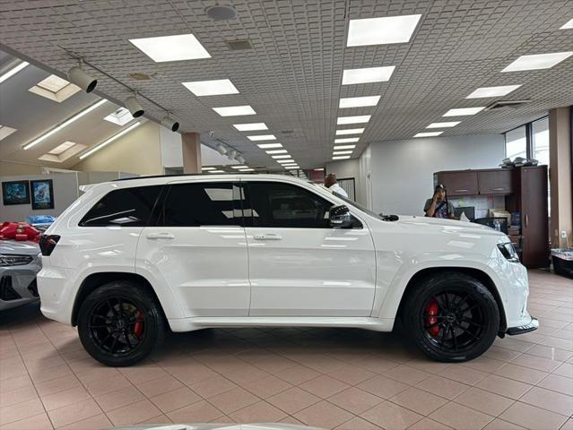 used 2020 Jeep Grand Cherokee car, priced at $54,900