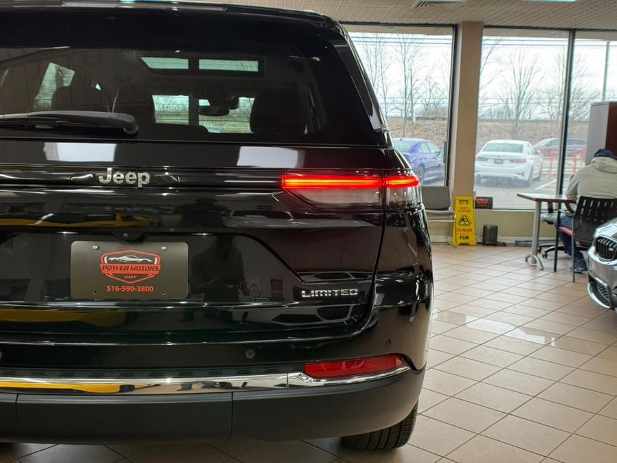 used 2022 Jeep Grand Cherokee car, priced at $23,800