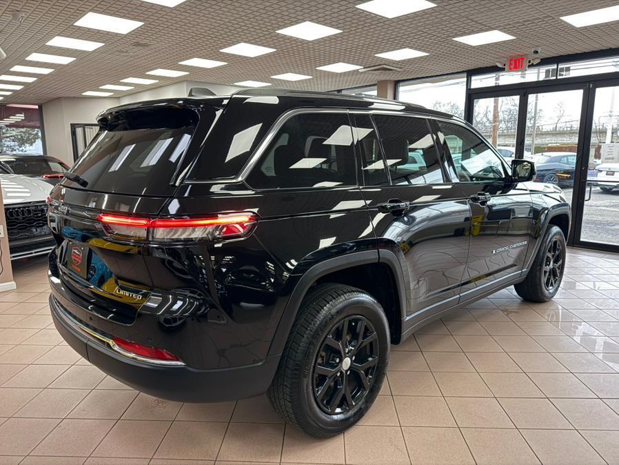 used 2022 Jeep Grand Cherokee car, priced at $23,800