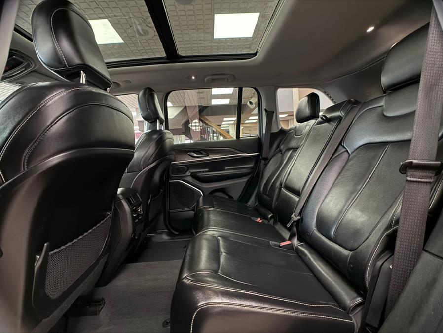 used 2022 Jeep Grand Cherokee car, priced at $23,800