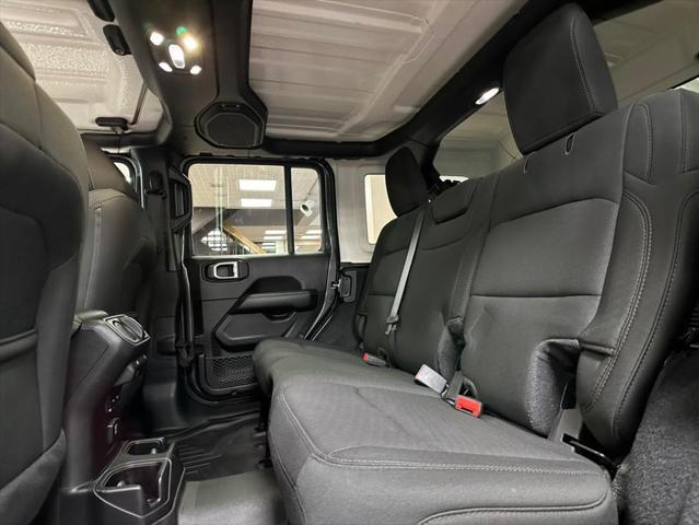 used 2020 Jeep Wrangler Unlimited car, priced at $27,700