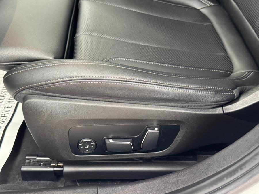 used 2024 BMW 330 car, priced at $21,300