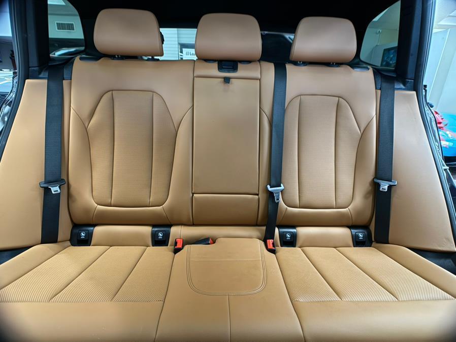 used 2022 BMW X3 car, priced at $27,900