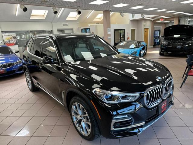 used 2021 BMW X5 car, priced at $30,900