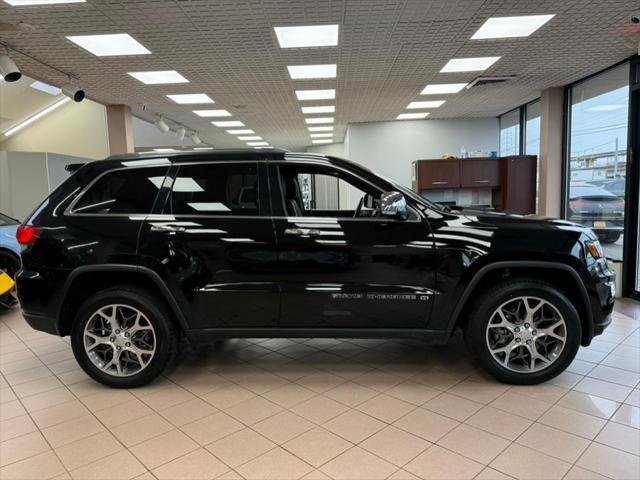 used 2022 Jeep Grand Cherokee car, priced at $22,700