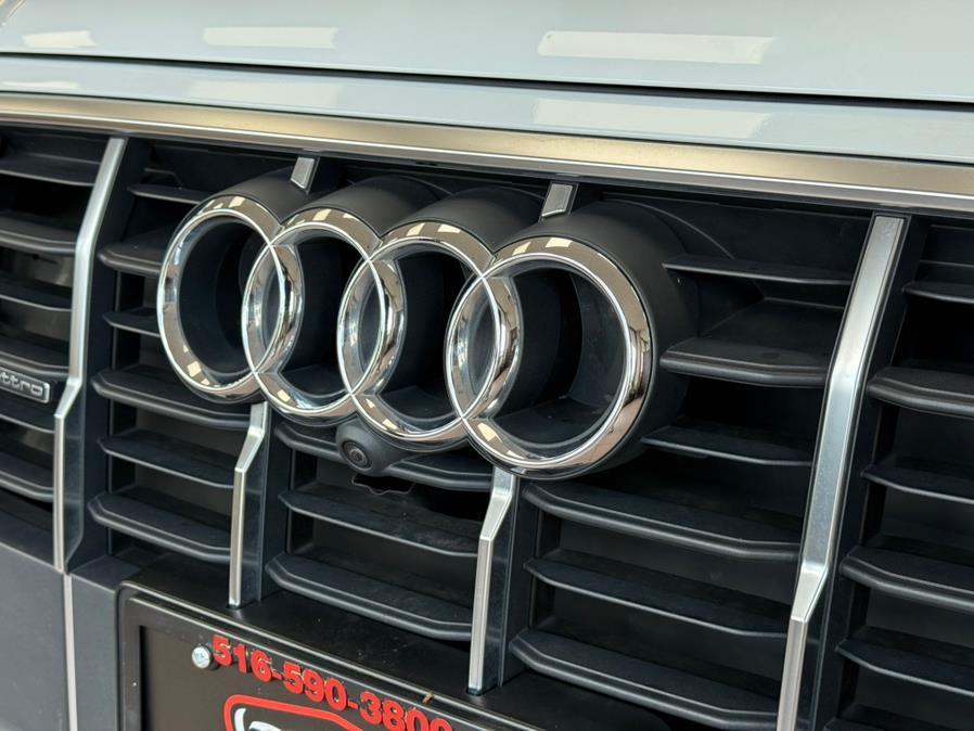 used 2021 Audi Q7 car, priced at $26,500