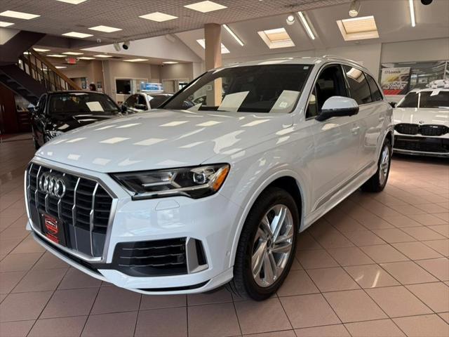 used 2021 Audi Q7 car, priced at $29,800