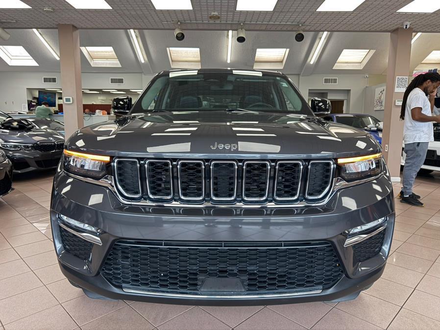used 2022 Jeep Grand Cherokee car, priced at $25,400