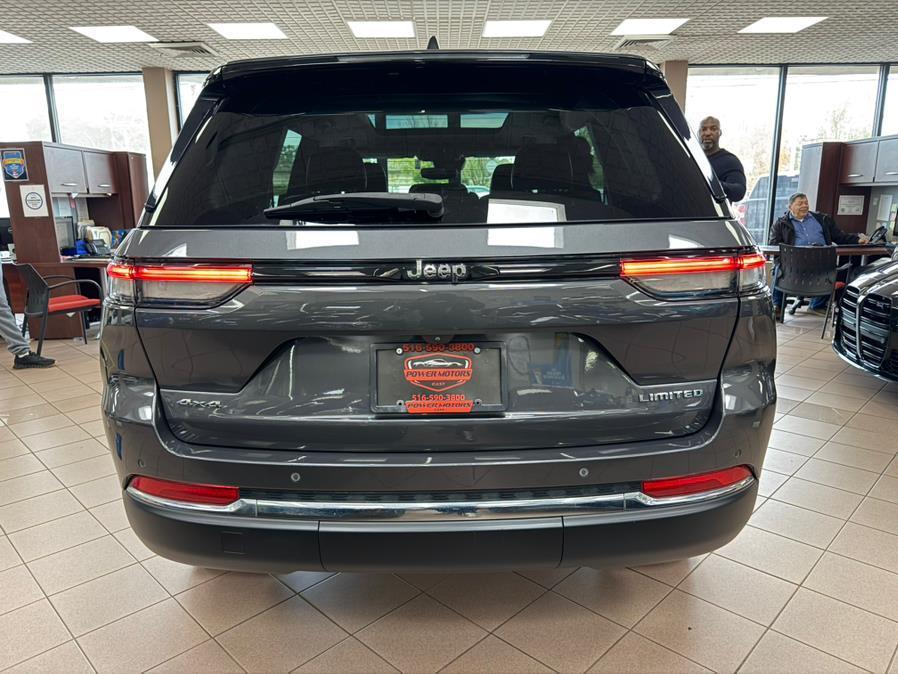 used 2022 Jeep Grand Cherokee car, priced at $25,400