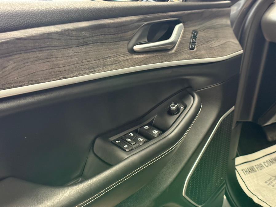 used 2022 Jeep Grand Cherokee car, priced at $25,400