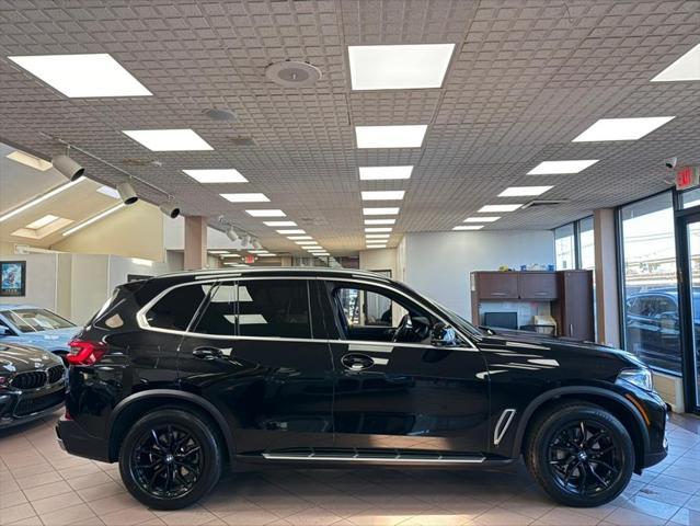 used 2023 BMW X5 car, priced at $33,300